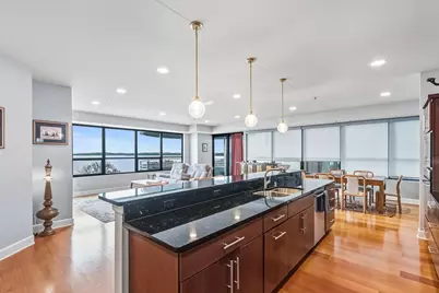 137 E Wilson Street #210, Madison, WI 53703 - Photo 10