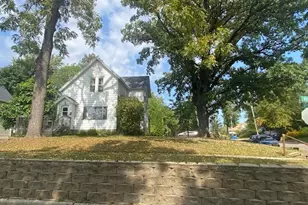 751 Mound St, Baraboo, WI 53913 - Photo 6