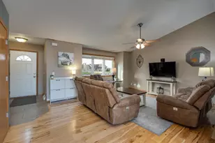 W2718 Fonda Ln, Exeter, WI 53508 - Photo 14