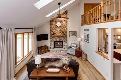 1021 Prairie Queen Road, Cambridge, WI 53523 - Photo 6