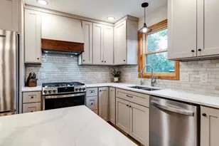 1021 Prairie Queen Rd, Cambridge, WI 53523 - Photo 18