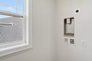 3133 Pleasant St, Sun Prairie, WI 53590 - Photo 40