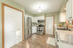 508 Rupert Rd, Waunakee, WI 53597 - Photo 12