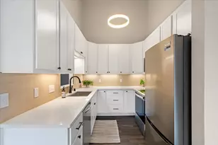 6251 Charing Cross Ln, Middleton, WI 53562 - Photo 14