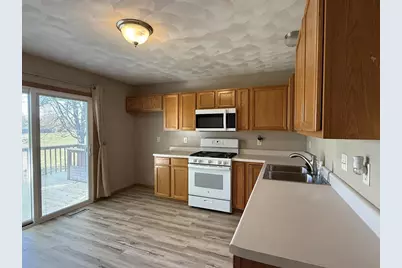 2640 Shady Lane, Beloit, WI 53511 - Photo 8