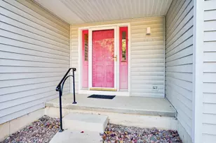 7265 W Valley Ridge Dr, Madison, WI 53719 - Photo 2