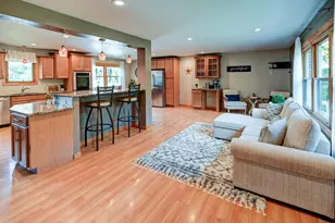 1618 Angel Crest Way, Madison, WI 53716 - Photo 4