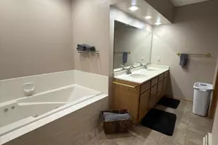 2116 W Crystal Springs Rd, Janesville, WI 53545 - Photo 24