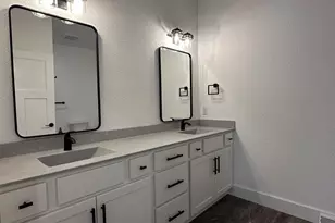 1222 Prairie Ave, Janesville, WI 53545 - Photo 22