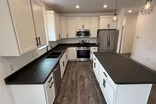 1222 Prairie Ave, Janesville, WI 53545 - Photo 12