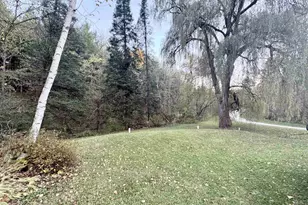 23561 Sandmire Hill Dr, Richland Center, WI 53581 - Photo 2