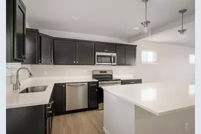 2020 S High Point Road, Madison, WI 53719 - Photo 6