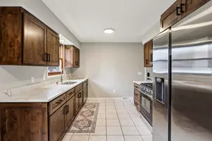 543 Sycamore St, Sauk City, WI 53583 - Photo 6