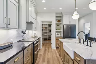 809 Nancy Ct, Waunakee, WI 53597 - Photo 10