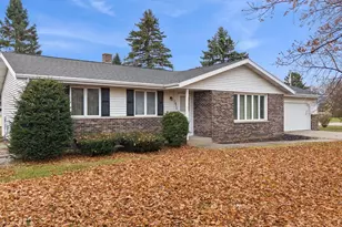 1015 E High St, Milton, WI 53563 - Photo 6