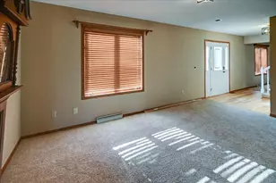 726 Basswood Ave, Verona, WI 53593 - Photo 12