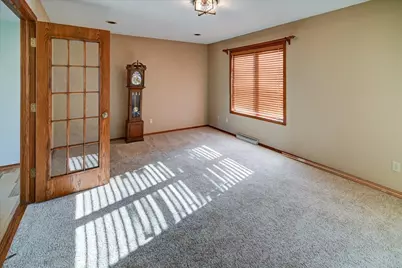 726 Basswood Avenue, Verona, WI 53593 - Photo 6