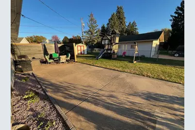 2260 Cobblestone Lane, Beloit, WI 53511 - Photo 6