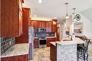 305 Venus Way, Madison, WI 53718 - Photo 22