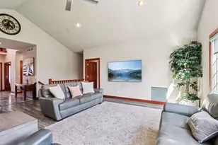 305 Venus Way, Madison, WI 53718 - Photo 14