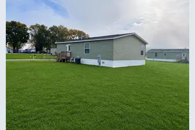 38005 Hwy 18 #65, Prairie Du Chien, WI 53821 - Photo 4