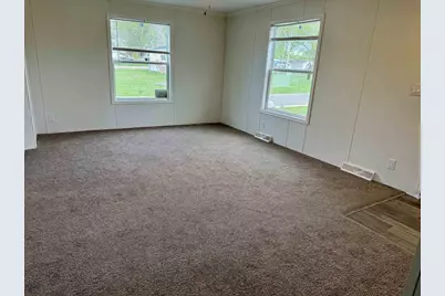 38005 Hwy 18 #65, Prairie Du Chien, WI 53821 - Photo 6