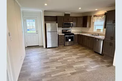 38005 Hwy 18 #65, Prairie Du Chien, WI 53821 - Photo 8
