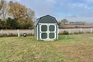 38005 Hwy 18, Prairie Du Chien, WI 53821 - Photo 6