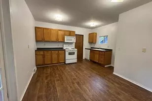 702 S Washington St, Janesville, WI 53548 - Photo 4