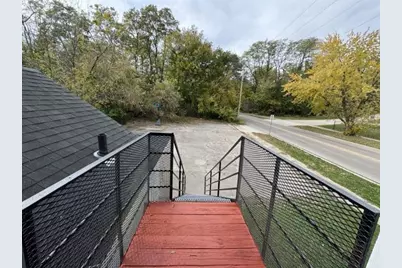 702 S Washington Street, Janesville, WI 53548 - Photo 16