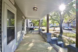 1227 Bluff St, Beloit, WI 53511 - Photo 2
