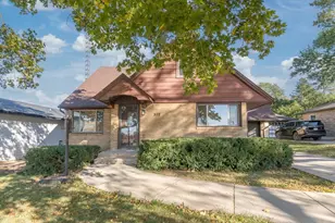 512 22nd Ave, Monroe, WI 53566 - Photo 1