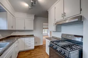 4345 Hillcrest Dr, Madison, WI 53705 - Photo 8