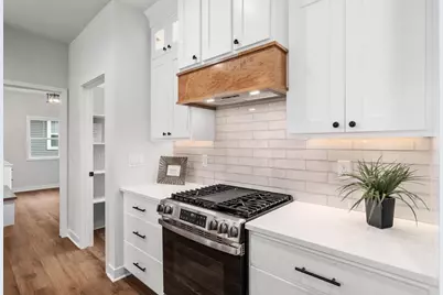 4090 Hanover Drive, DeForest, WI 53532 - Photo 12