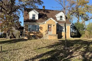 1365 4th St, Fond du Lac, WI 54936 - Photo 2