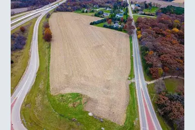 3905 Milwaukee Road, Beloit, WI 53511 - Photo 2