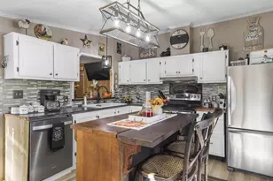 1376 Fern Ln, Wisconsin Dells, WI 53965 - Photo 10