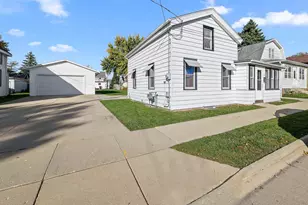 216 E Division St, Watertown, WI 53098 - Photo 1