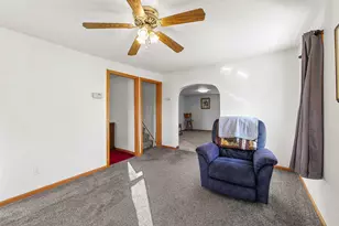 216 E Division St, Watertown, WI 53098 - Photo 14