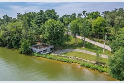 227 Sarrington Street, Wisconsin Dells, WI 53965 - Photo 44