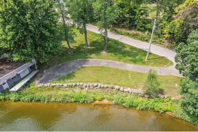 227 Sarrington Street, Wisconsin Dells, WI 53965 - Photo 42