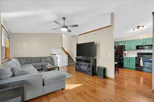2802 Wayland Dr, Madison, WI 53713 - Photo 2