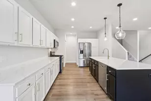 127 E Franklin St, Portage, WI 53901 - Photo 16