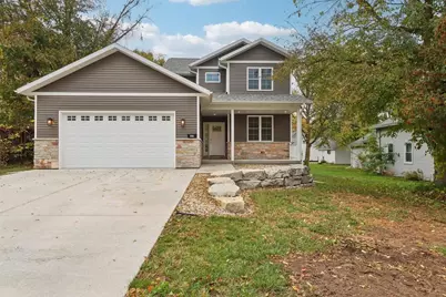 127 E Franklin Street, Portage, WI 53901 - Photo 1