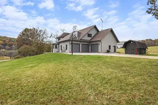 7688 Lone Pine Rd, Barneveld, WI 53507 - Photo 6