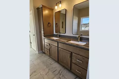 4401 Scottys Drive, Janesville, WI 53546 - Photo 10