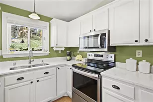 737 Willow Run St, Cottage Grove, WI 53527 - Photo 6