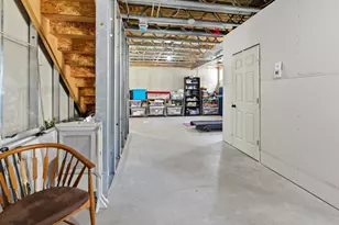 1046 Stonehaven Dr, Sun Prairie, WI 53590 - Photo 32