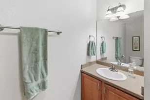 1046 Stonehaven Dr, Sun Prairie, WI 53590 - Photo 28