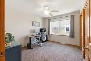 1046 Stonehaven Dr, Sun Prairie, WI 53590 - Photo 24